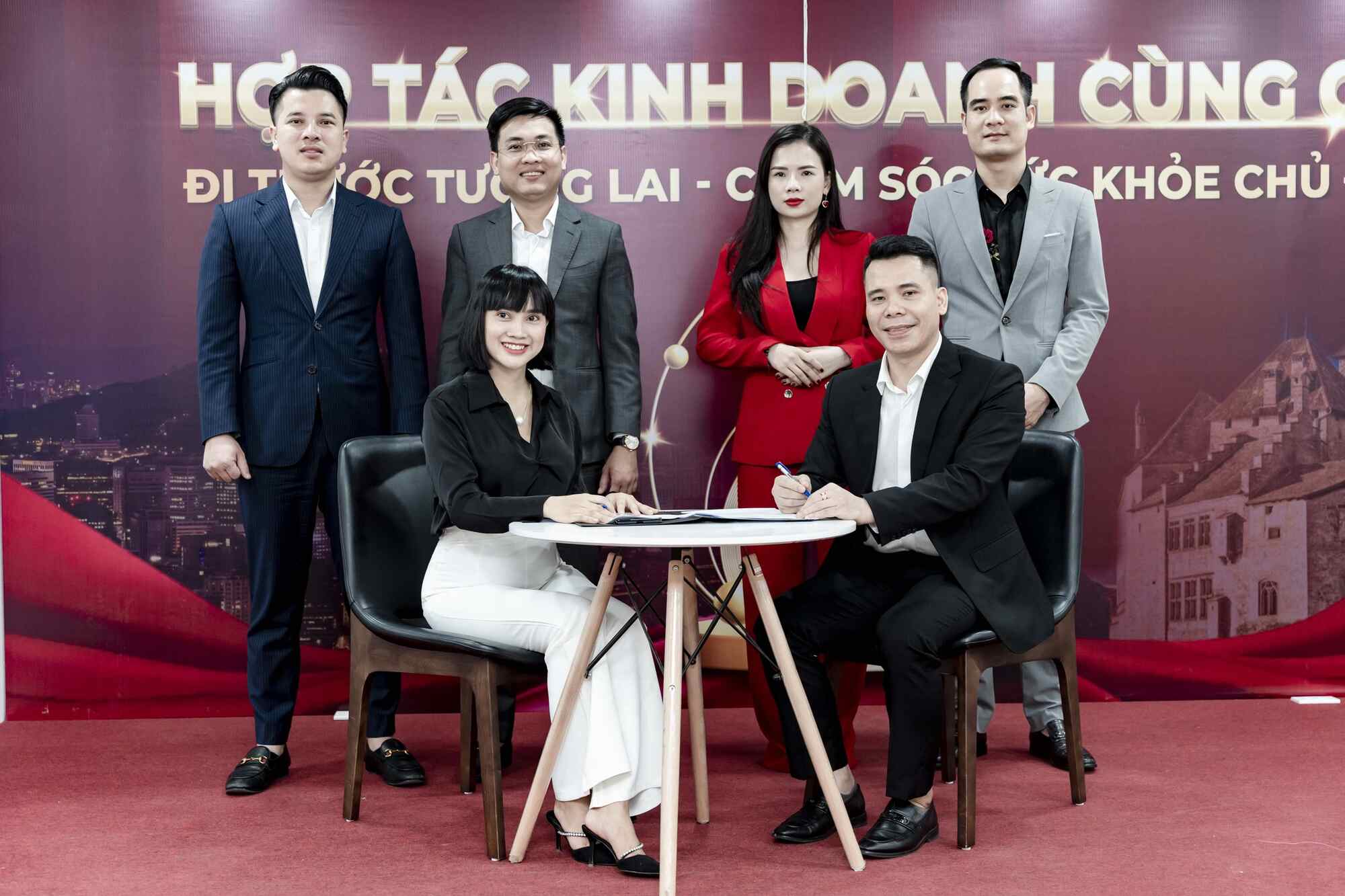 Hợp tác kinh doanh giữa CS GLOBAL và CRX