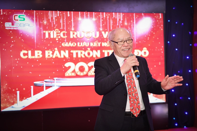 Nghệ nhân Phạm Văn Thắng chia sẻ về giá trị của chữ "KHỎE"