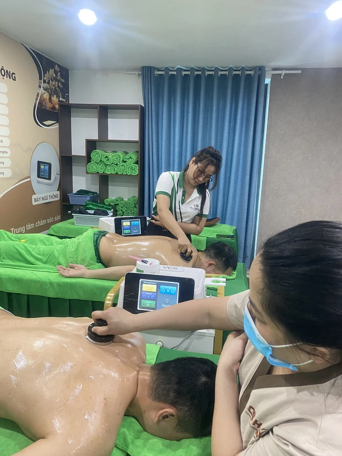 Khách hàng trải nghiệm ngũ dược thông